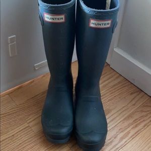 Selling size 6 hunters